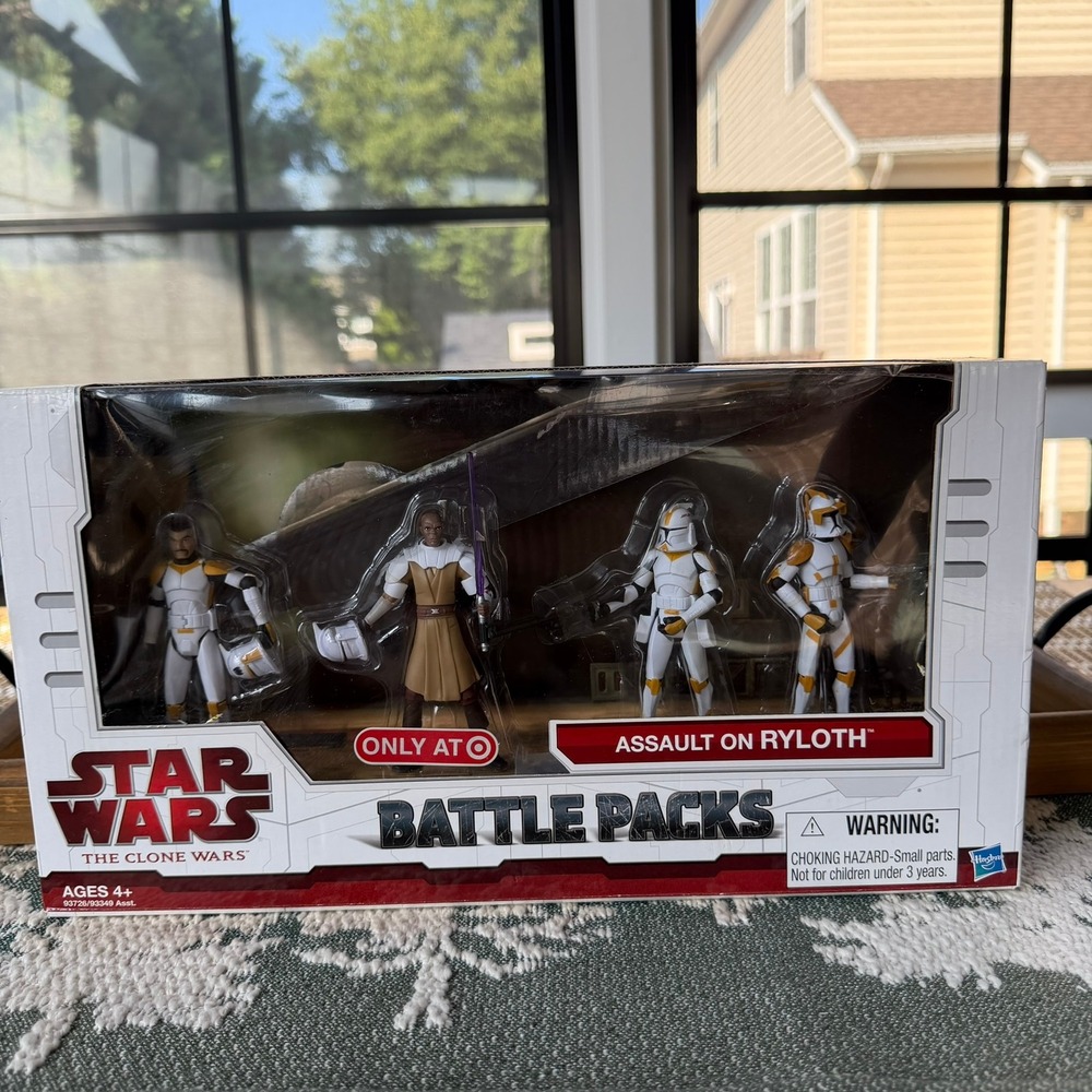 Star Wars Clone Wars ASSAULT ON RYLOTH Battle Pack Sealed Target Cody Waxer 2009